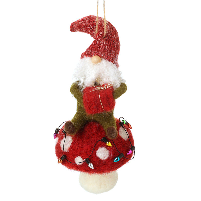 FELT GNOME ON TOADSTOOL